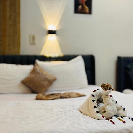Pyramids Kingdom - Guest House Kafret el-Gabal Екстериор снимка