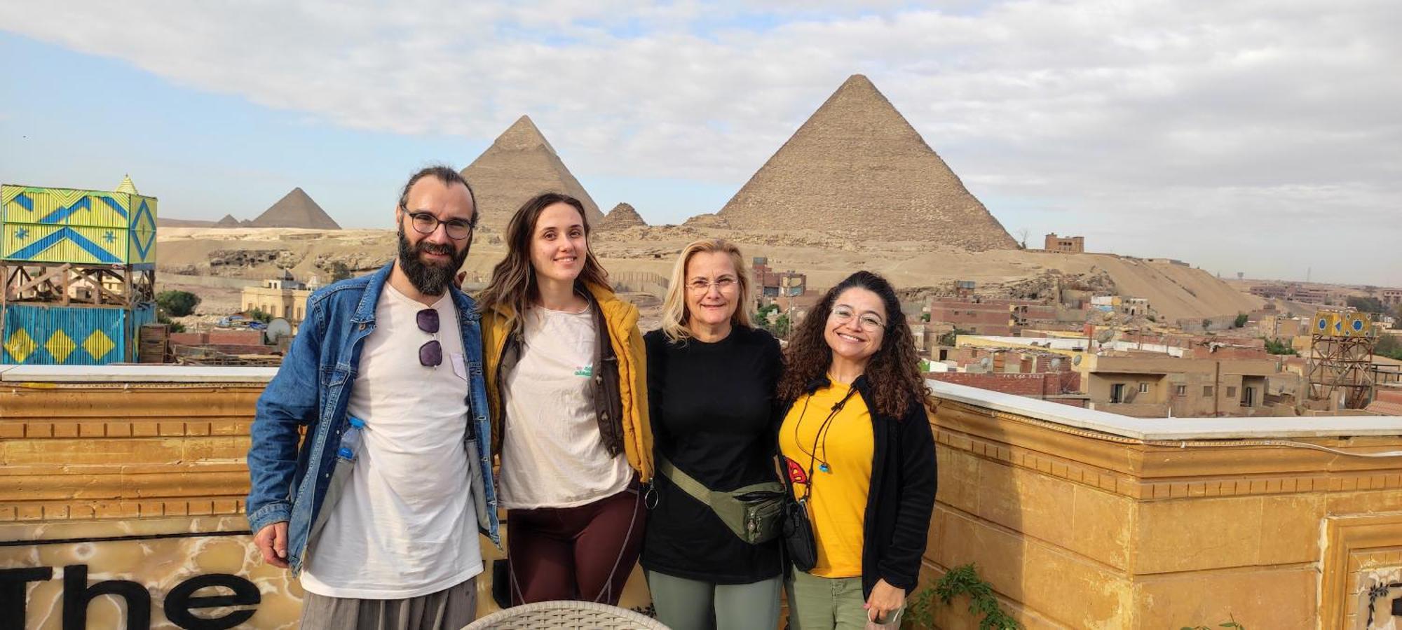 Pyramids Kingdom - Guest House Kafret el-Gabal Екстериор снимка