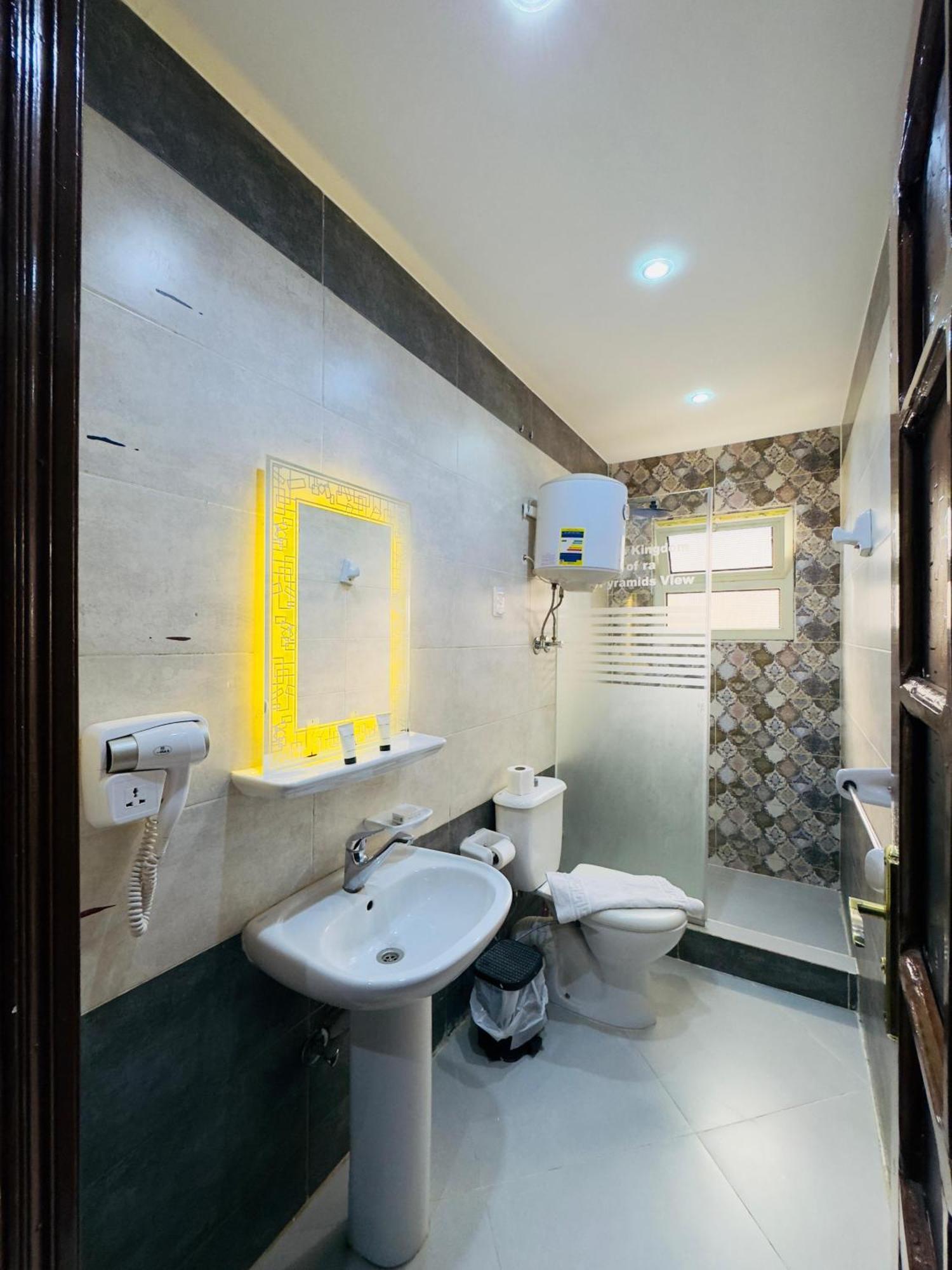 Pyramids Kingdom - Guest House Kafret el-Gabal Екстериор снимка