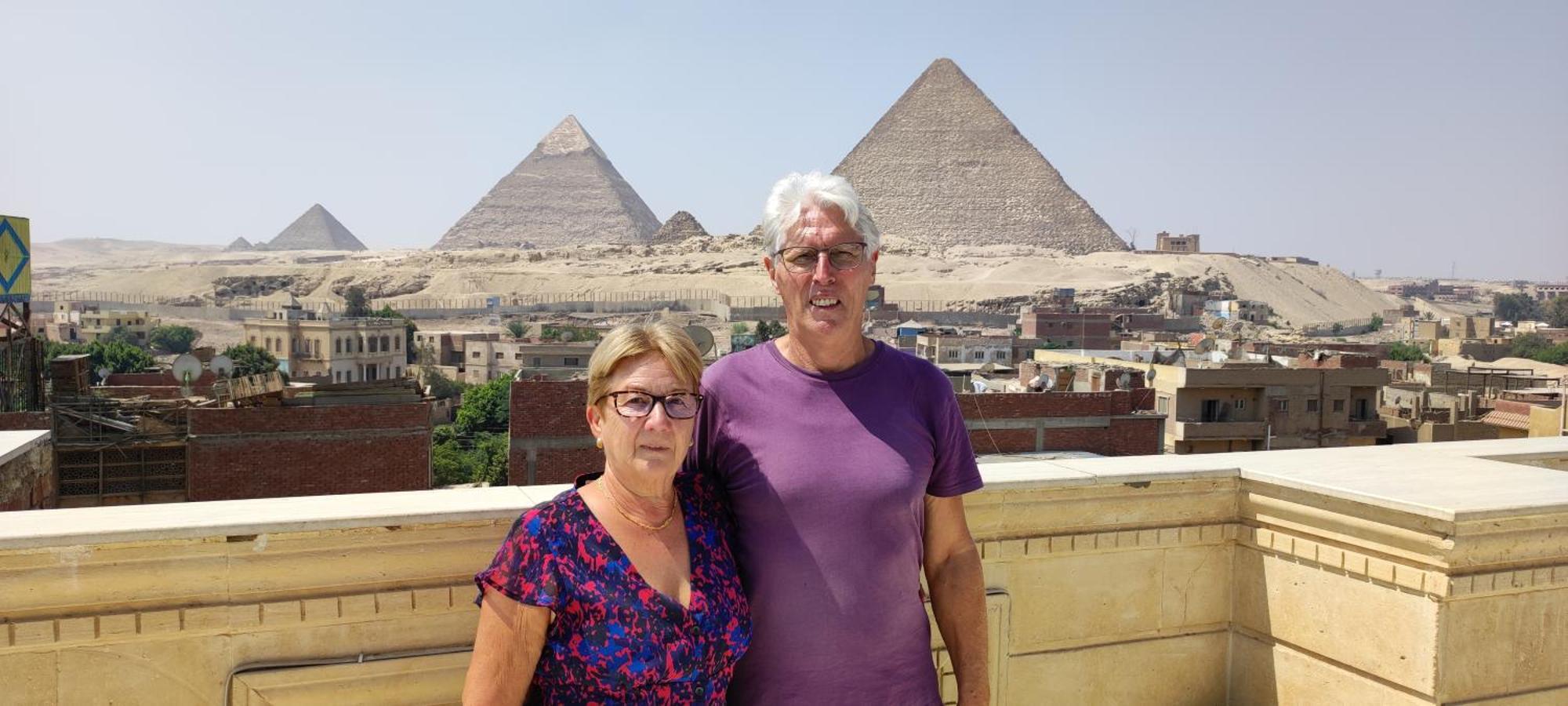 Pyramids Kingdom - Guest House Kafret el-Gabal Екстериор снимка